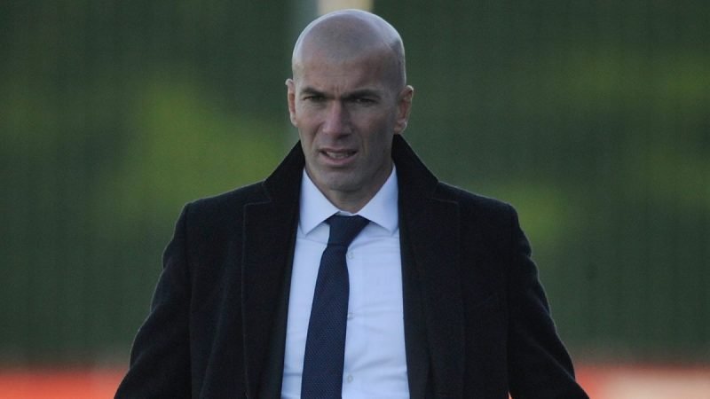 Huấn luyện viên từng là cầu thủ la liga: Zinedine Zidane