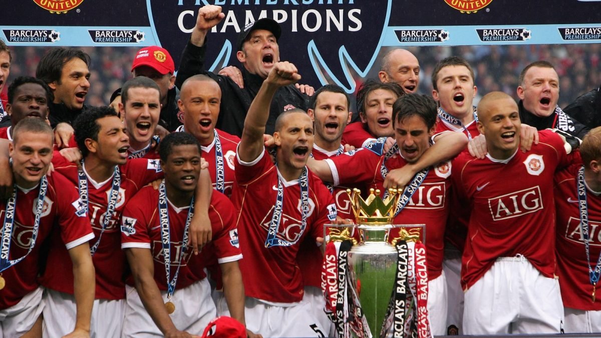 Đội hình Manchester United vô địch Ngoại Hạng Anh 2012/2013 giờ ra sao? | Hình 1