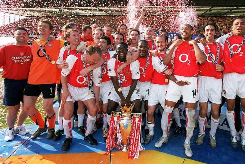  CLB vô địch Ngoại Hạng Anh nhiều nhất: Arsenal mùa giải 2003/2004