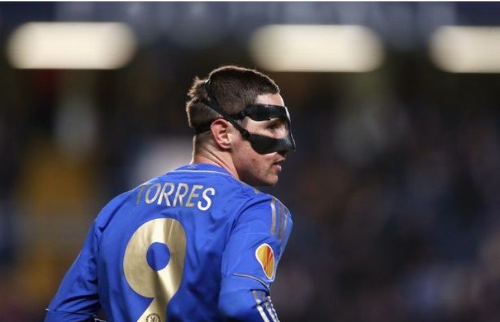 Torres từng bị chấn thượng ở mặt rất nặng
