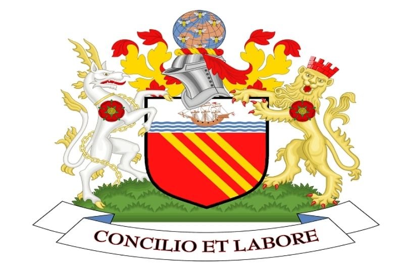 Logo đầu tiên