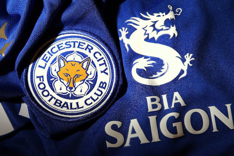 Nhãn hiệu Bia Sài Gòn xuất hiện trên áo đấu của Leicester City
