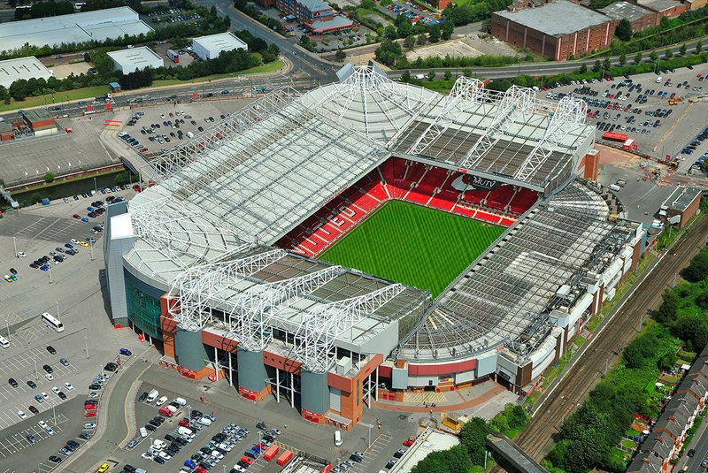 Sân Old Trafford nhìn từ trên cao