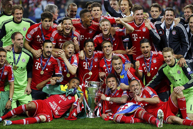 Cú ăn ba Bayern Munich (Đức) mùa giải 2012/2013