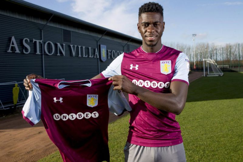 Axel Tuanzebe đã có thời gian làm trụ cột của Aston Villa