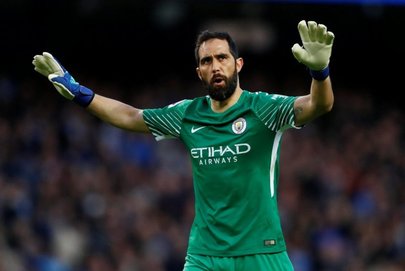 Thủ môn Claudio Bravo, Man City