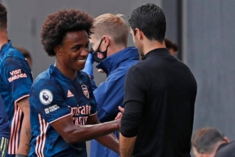 Willian: Từ ngôi sao trở thành cơn đau đầu tại đội bóng mới | Hình 11