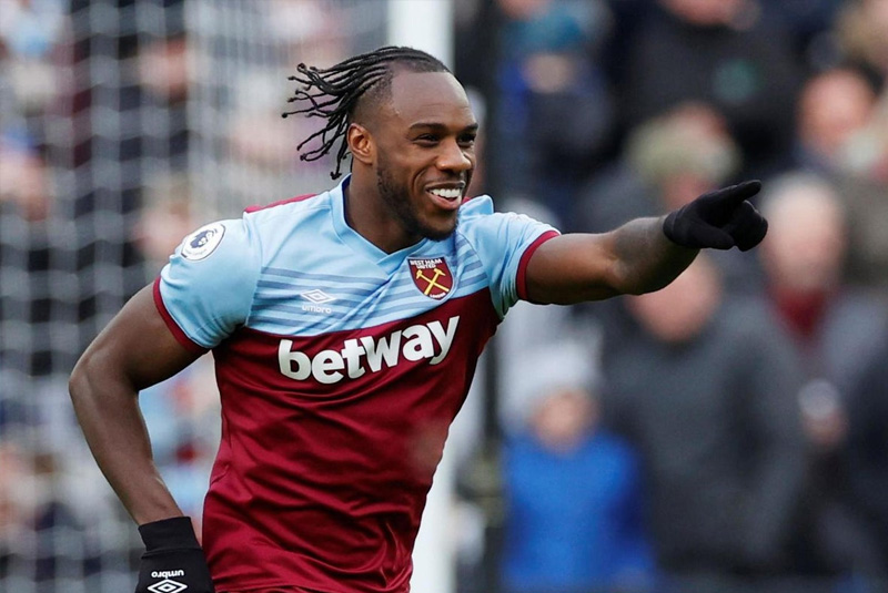 michail antonio trụ cột của the hammers