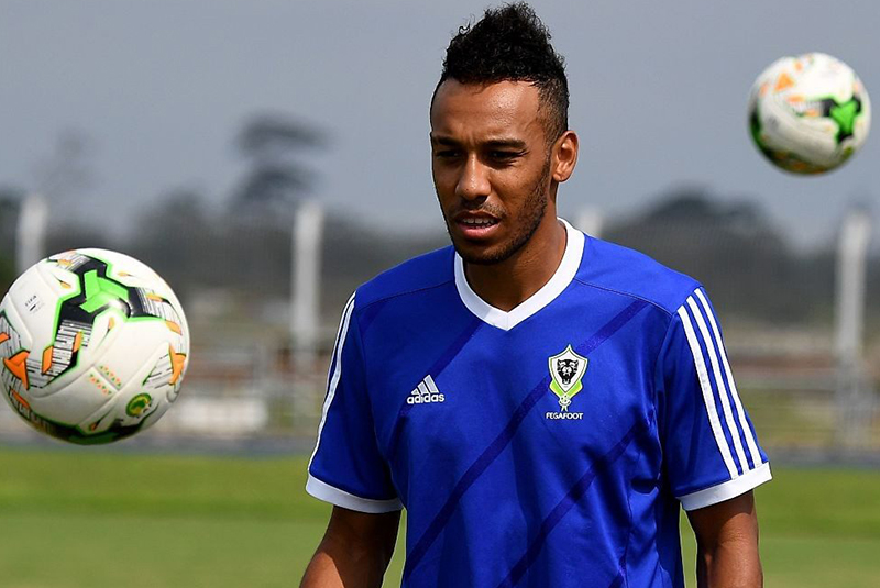 Aubameyang U21 Pháp