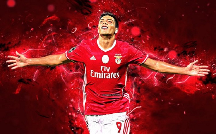 Anh gia nhập Benfica là một quyết định sáng suốt. Môi trường phù hợp đã giúp cầu thủ này tích lũy sư tự tin và có thêm thời gian rèn rũa kỹ năng của bản thân