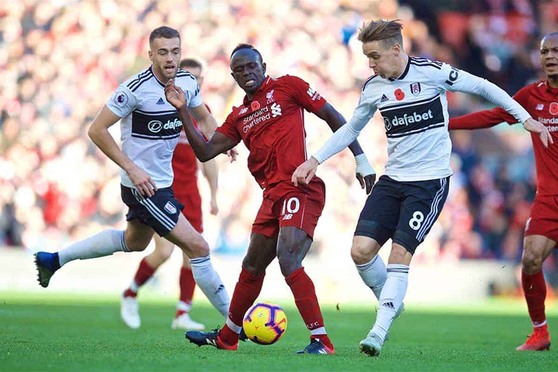 Liverpool vs Fulham trong một trận đấu năm 2018