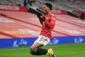 Rashford đem lại 3 điểm đầy quý giá cho Quỷ Đỏ vào những phút bù giờ cuối cùng