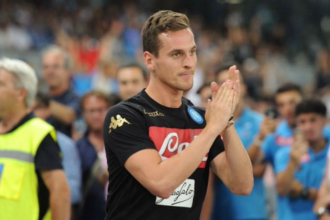 Arkadiusz Milik gần như chắc chắn sẽ chia tay Napoli để đến với Marseille