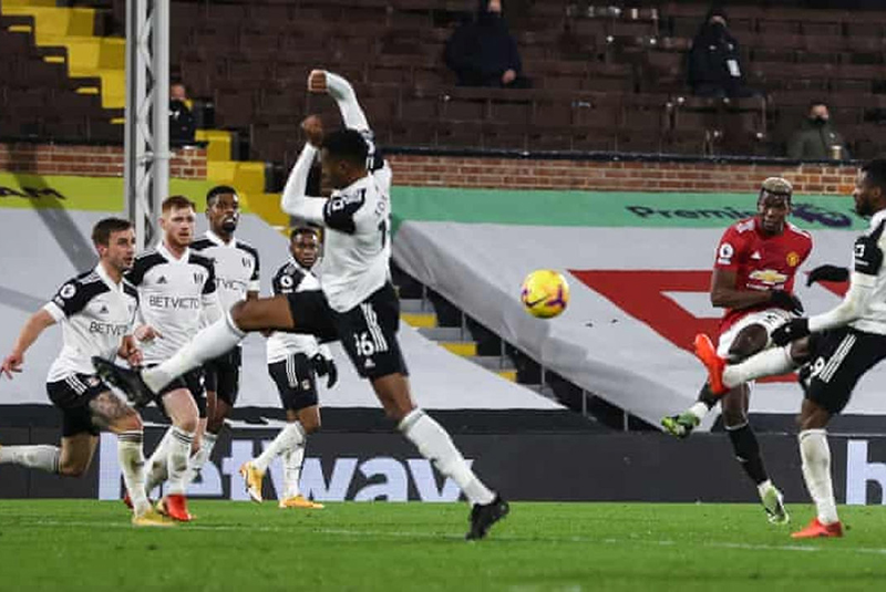 Pha làm bàn đẳng cấp của Pogba vào lưới Fulham