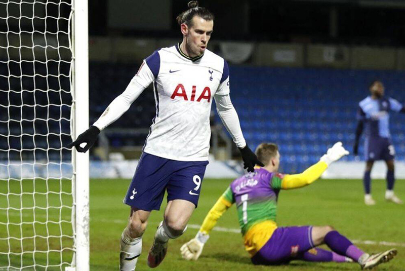Gareth Bale là người đã gỡ hòa cho Tottenham