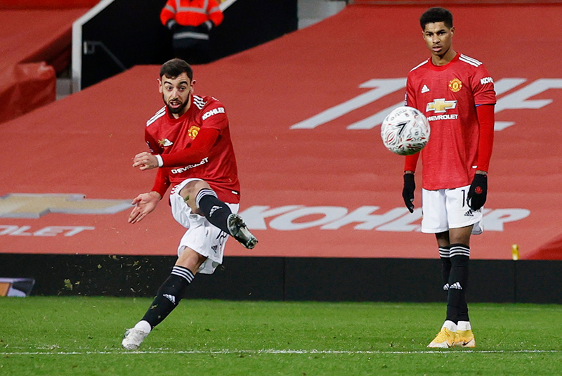 Sự chăm chỉ của Bruno Fernandes được HLV Solskjaer tiết lộ