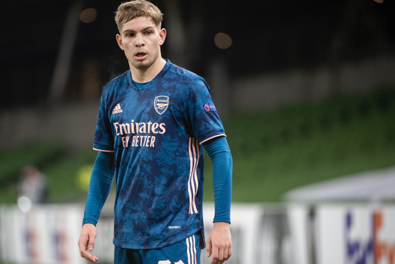 Cơn đau cơ của Emile Smith-Rowe đã tái phát