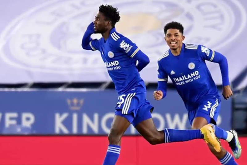 Leicester City vs Chelsea – Ndidi ăn mừng sau bàn mở tỉ số cho Leicester City