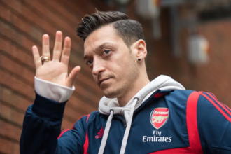 Thông điệp Ozil