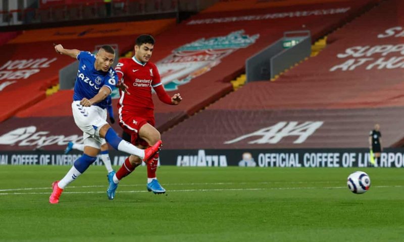 Richarlison là người mở tỉ số trận Derby Merseyside giữa Liverpool vs Everton