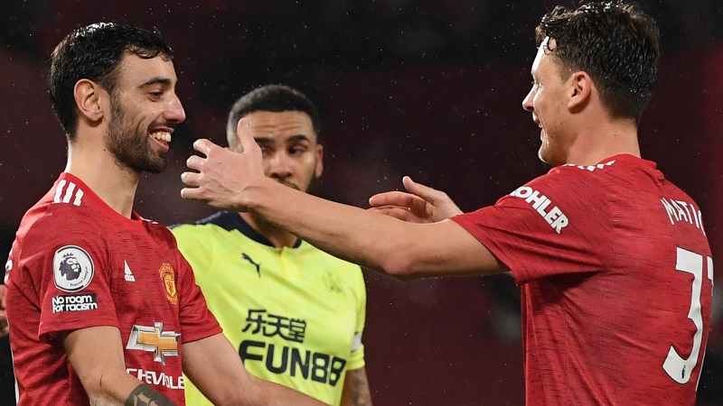 Bruno Fernandes một lần nữa trở thành đầu tàu đưa Man Utd tới chiến thắng