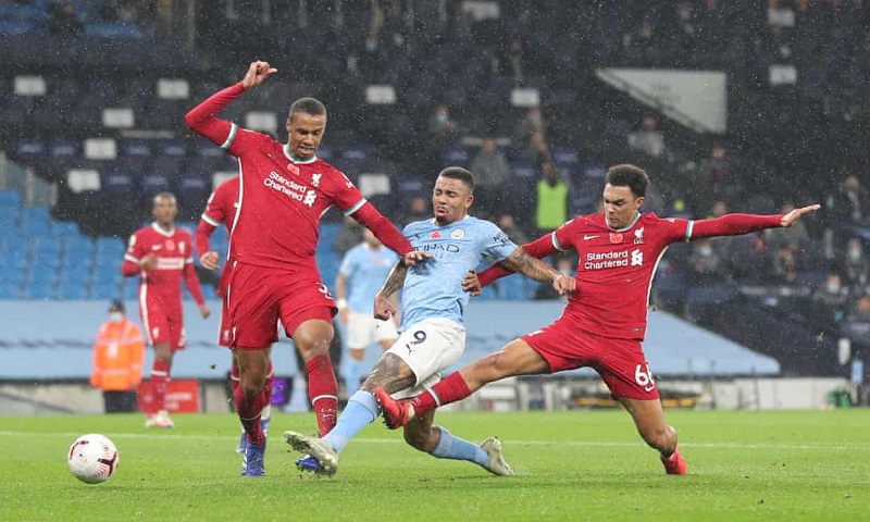 Liverpool buộc phải thắng nhưng Man City mới là đội nằm cửa trên