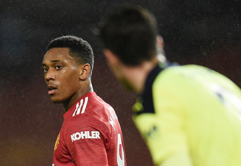 Anthony Martial tiếp tục gây thất vọng cho các CĐV