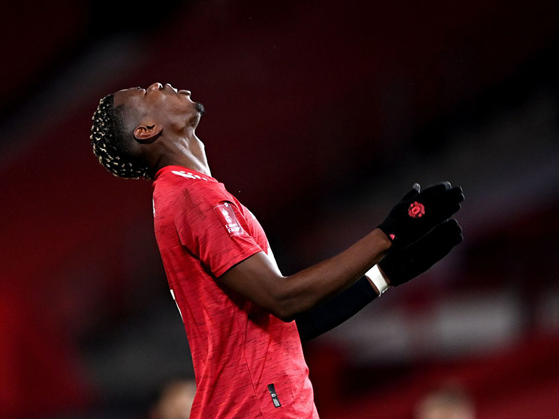 Paul Pogba sẽ không thể ra sân cho Man Utd ở vòng đấu tới