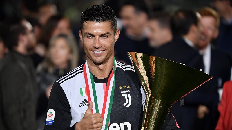 Ronaldo tiếp tục chinh phục đỉnh cao ở Juventus, anh không chọn con đường dễ đi dù đã ở độ tuổi xế chiều trong sự nghiệp