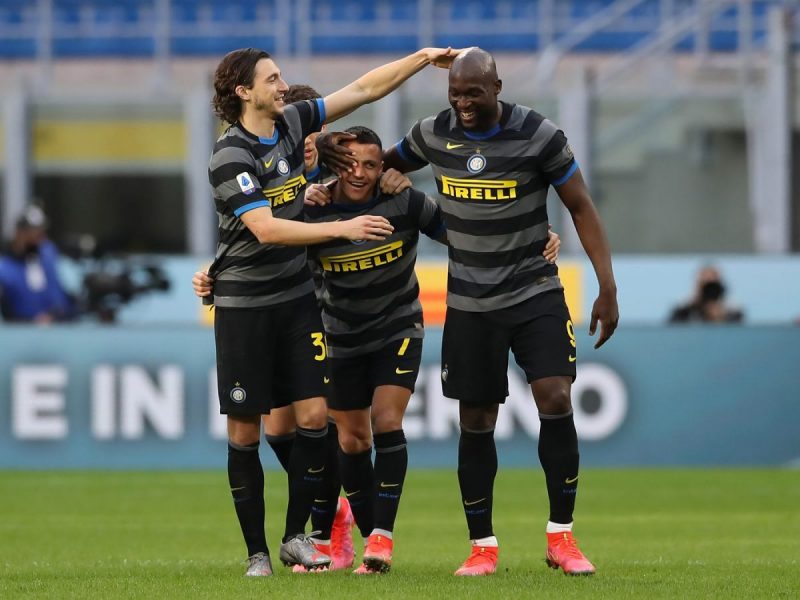 Vòng 24 Serie A: Juventus hụt bước, thành Milan xây chắc top đầu | Hình 4