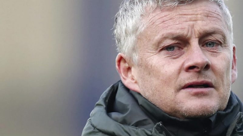 Ole Solskjaer thông báo tin xấu về Manchester United