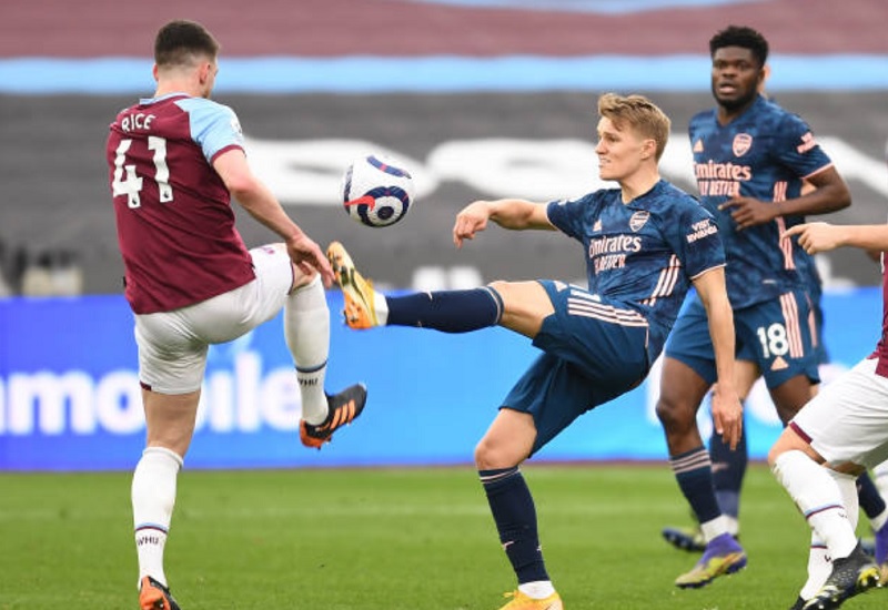 Odegaard thi đấu cực bùng nổ trong trận đấu giữa Arsenal và West Ham