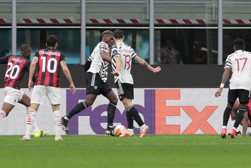 Cú sút của Pogba đã "tiễn" AC Milan rời khỏi Europa League