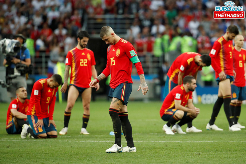 Tuyển Tây Ban Nha đã liên tiếp thất bại trong 3 giải đấu lớn gần đây