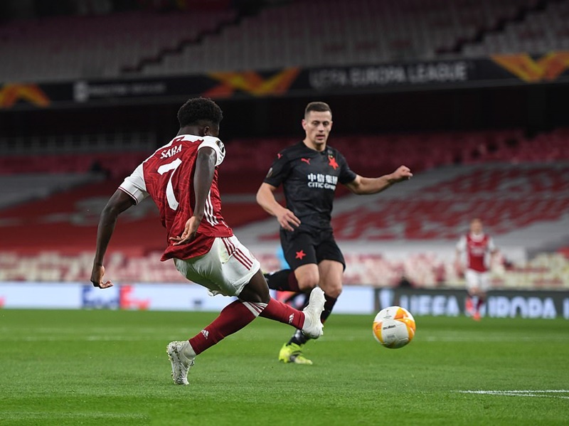 Bukayo Saka là điểm sáng hiếm hoi bên phía Arsenal