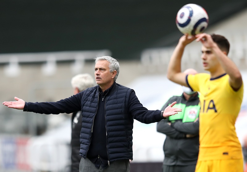 HLV Jose Mourinho khó có thể hài lòng với trận hòa này