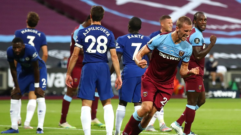 West Ham rất biết cách ghi bàn khi gặp Chelsea