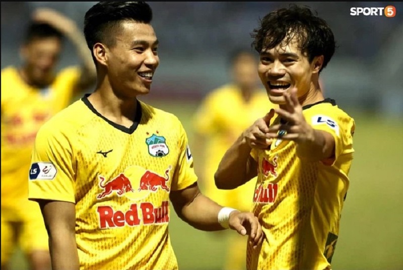 Bàn thắng thứ 5 của Văn Toàn tại V-League 2021