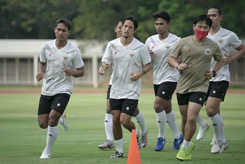 Tháng chay Ramadan khiến thể lực các cầu thủ Indonesia suy giảm khá nhiều