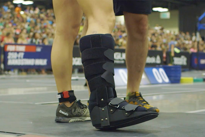 Giày bảo vệ chân cho cầu thủ chuyên dụng không bó bột rất được các cầu thủ ưa dùng vì tính tiện lợi