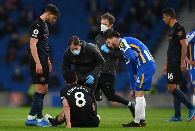 Ilkay Gundogan dính chấn thương trong trận gặp Brighton