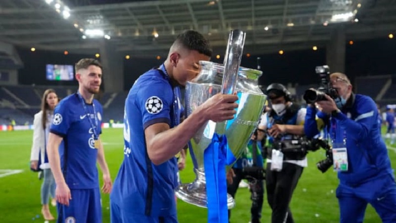 Silva hạnh phúc khi giành chức vô địch cùng Chelsea