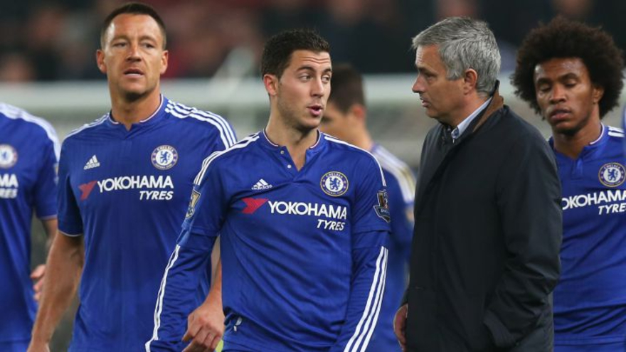 HLV Mourinho thời còn dẫn dắt Hazard tại Chelsea