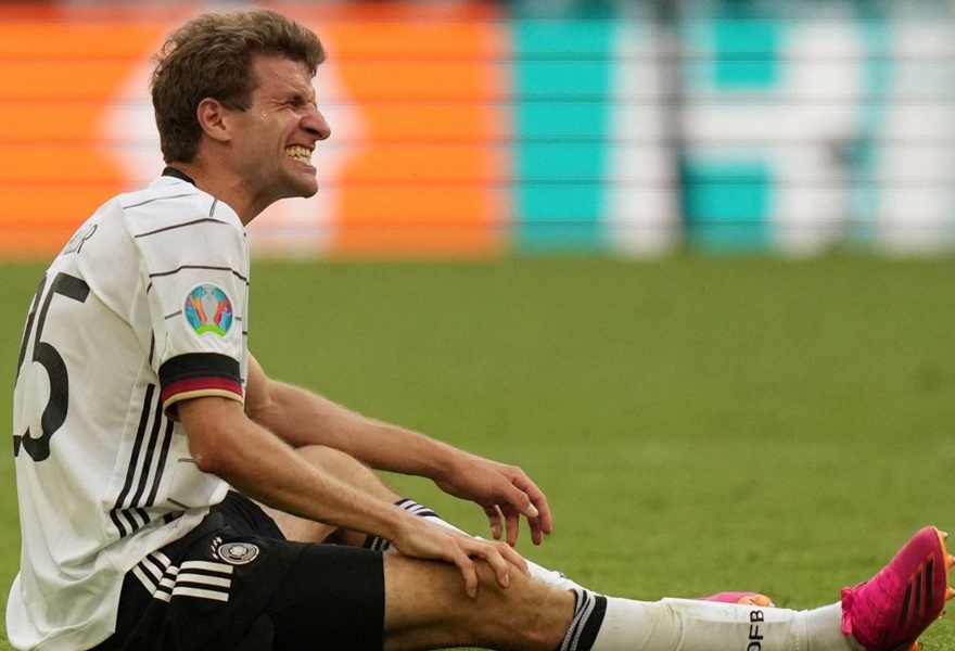 Thomas Muller dính chấn thương trong trận thắng Bồ Đào Nha