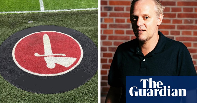 Barney Ronay có bài viết phân tích khá dài trên The Guardian về tuyển Anh