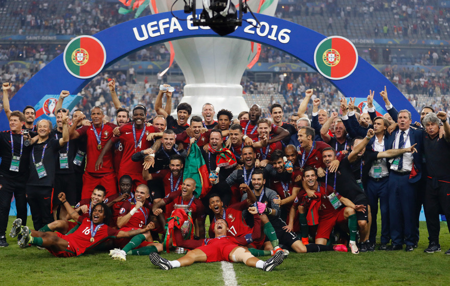 Bồ Đào Nha vô địch Euro 2016 khi chỉ đứng thứ ba ở vòng bảng