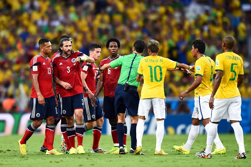 Brazil sẽ chạm trán Colombia để tranh ngôi nhất bảng