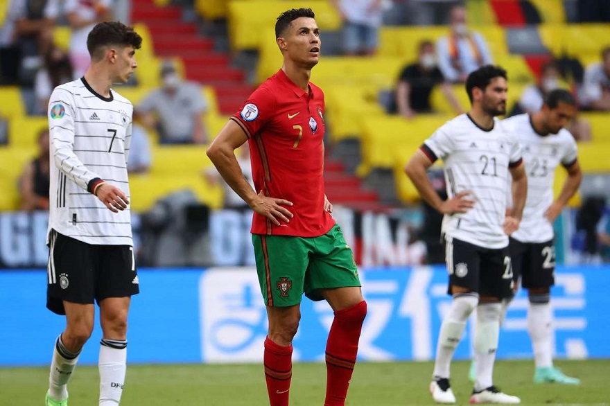 Ronaldo cùng các đồng đội đã thua thảm trước người Đức