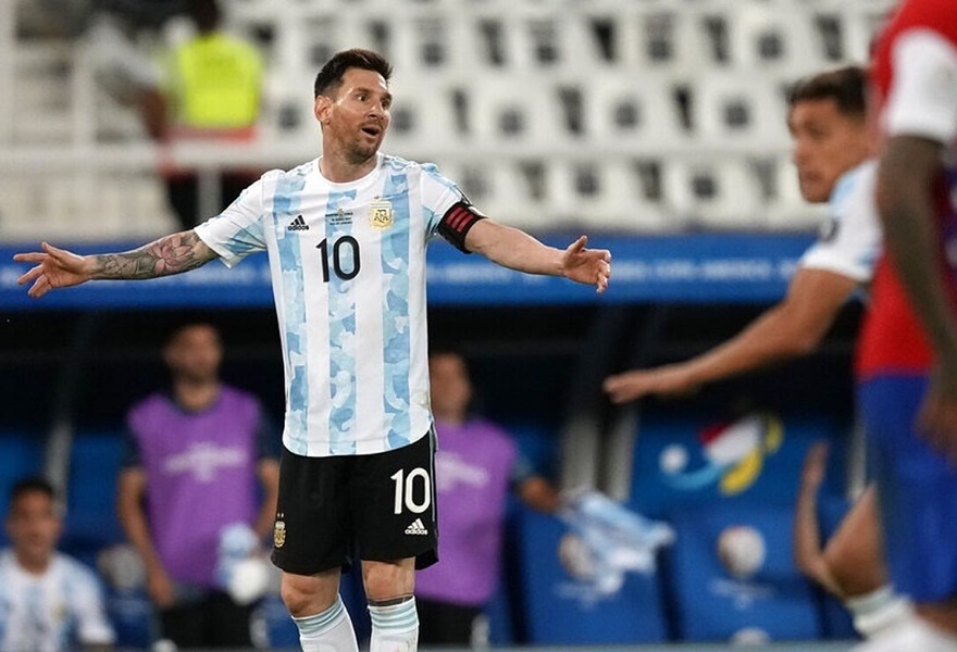 Lionel Messi không thể "gánh" một tập thể rệu rã