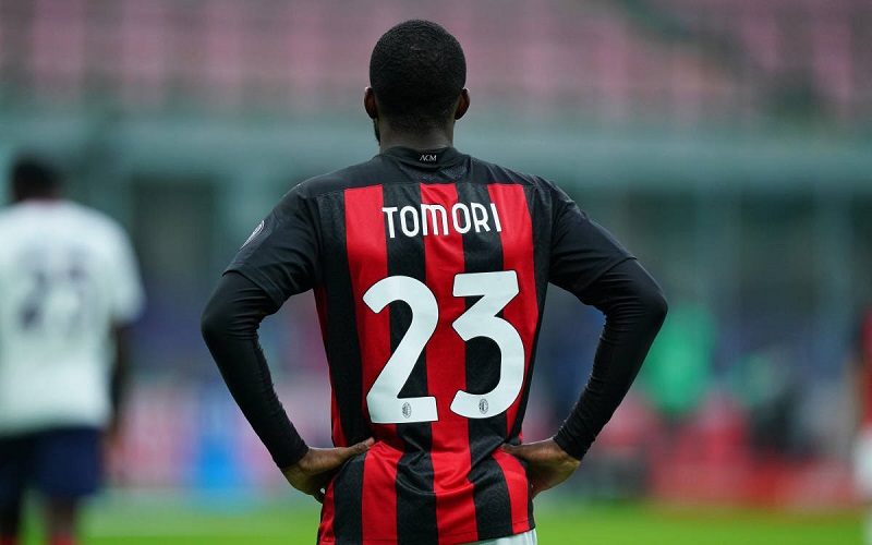 Tin nóng bóng đá trưa ngày 01/06: Chelsea thu về 28 triêu euro nhờ bán Tomori